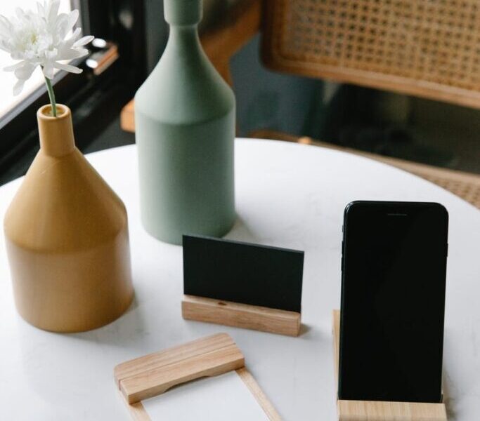 7 Cheap Phone Plans That’ll Save You Money On Your Cell Phone Bill